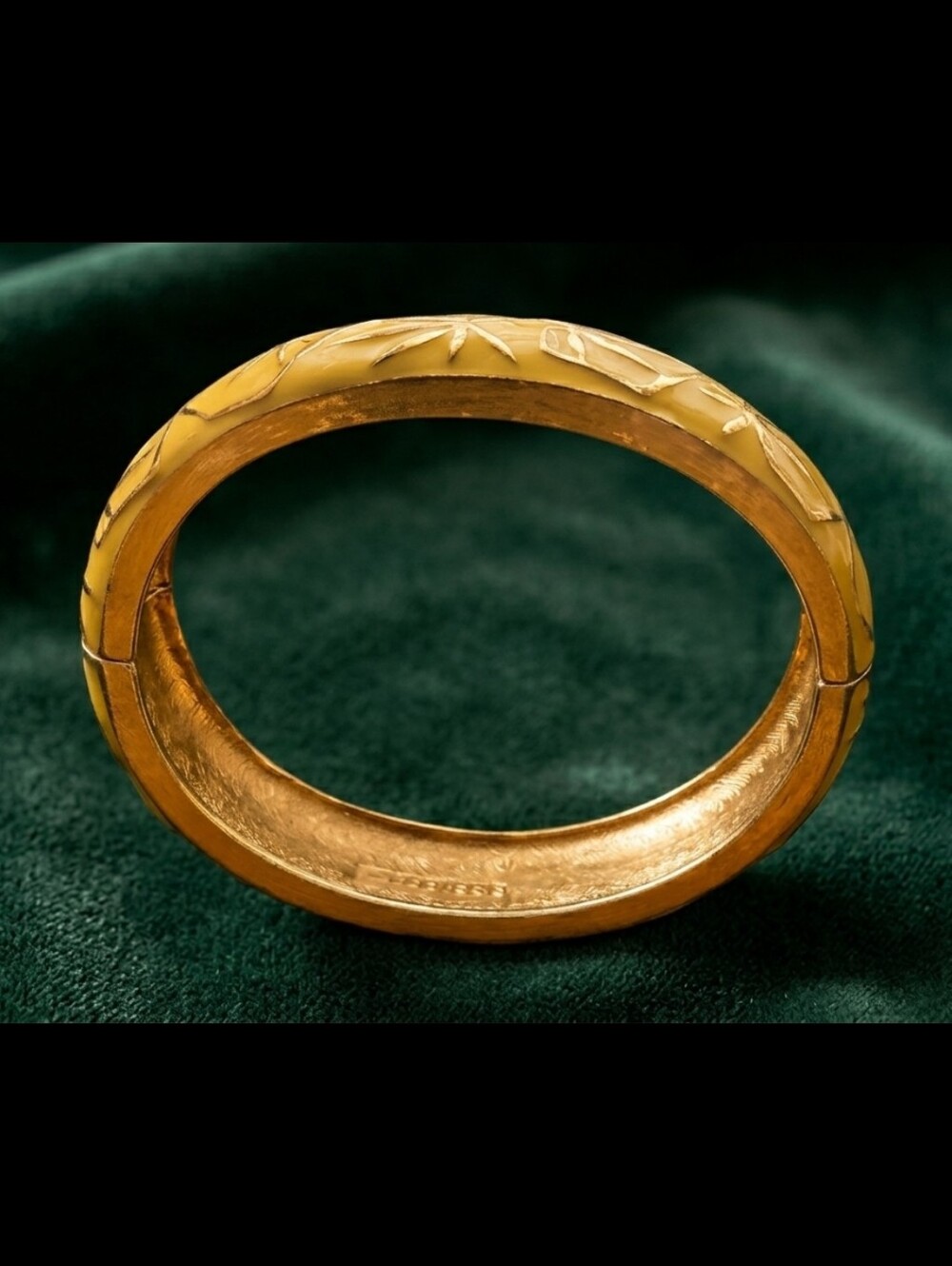Vintage EISENBERG© Gold-Tone Leaf Bangle | Cream Enamel | NOS